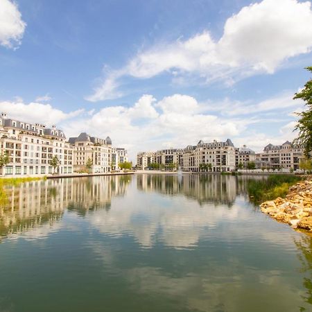 La Garden Room Logement En Colocation เลอเปลซีส์-โรแบงซง ภายนอก รูปภาพ