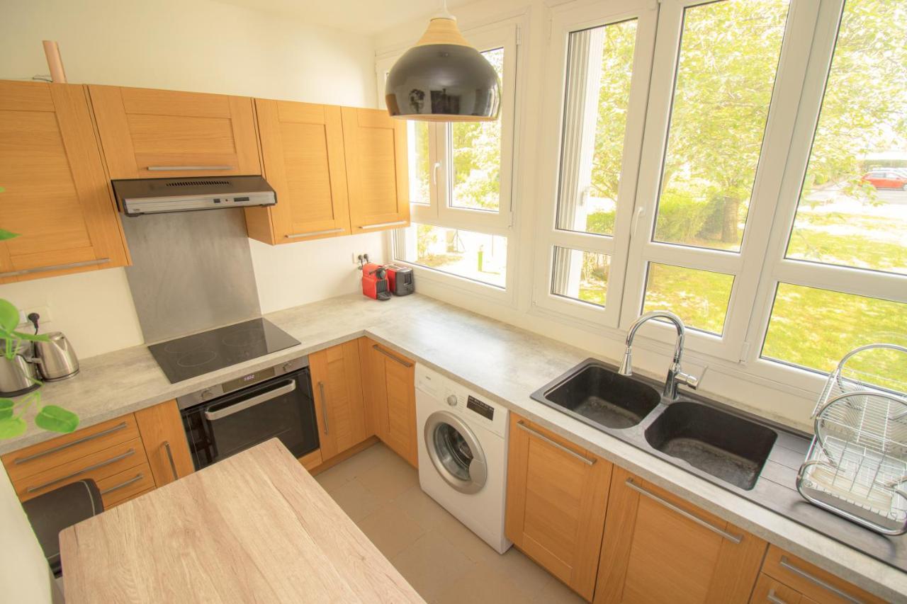 La Garden Room Logement En Colocation เลอเปลซีส์-โรแบงซง ภายนอก รูปภาพ